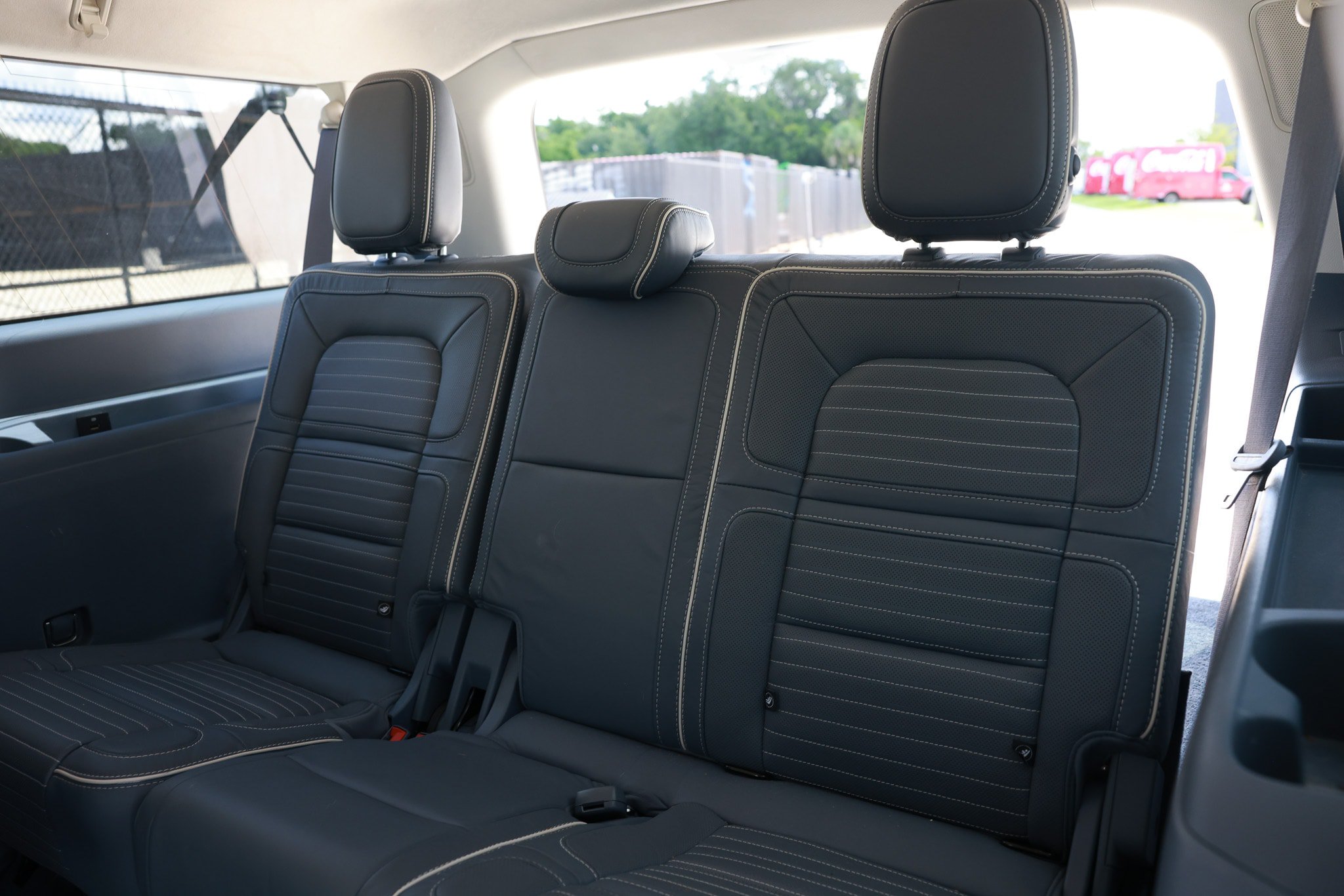 Used 2020 Lincoln Navigator L Black Label w/ Cargo Convenience Package AWD/4WD image 28