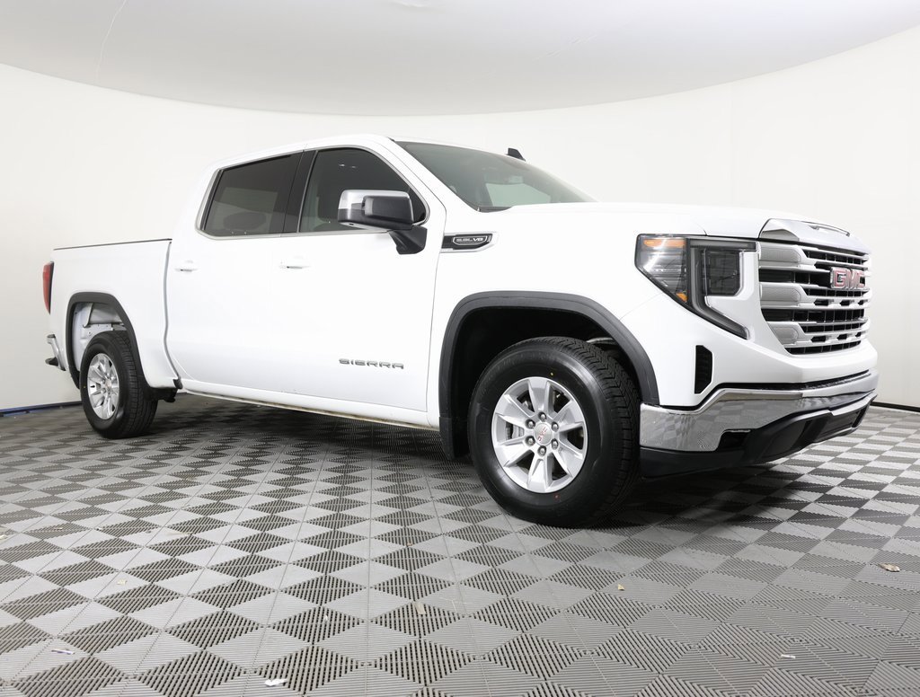 Certified 2024 GMC Sierra 1500 SLE image 3