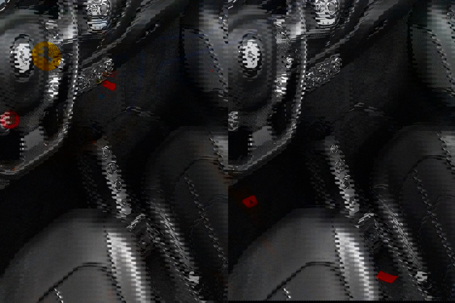 Used 2017 Ferrari 488 Spider RWD image 31