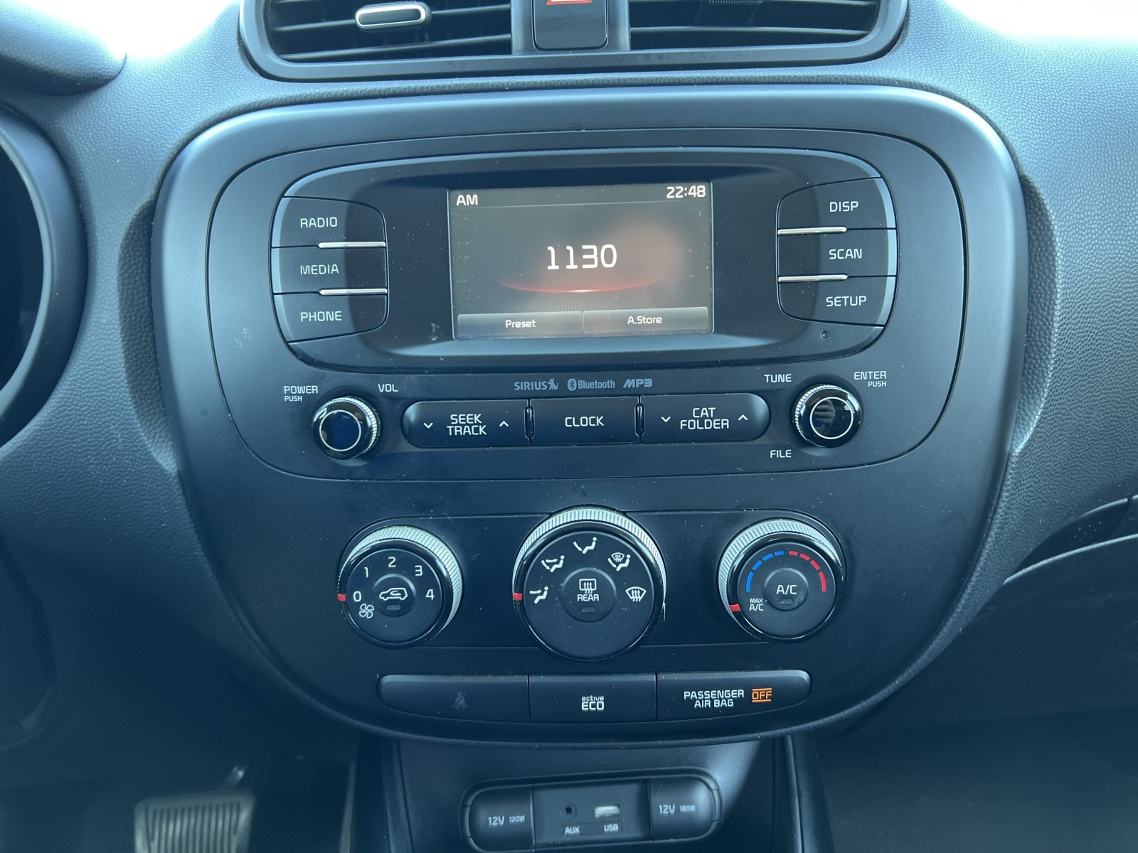 Used 2016 Kia Soul + FWD image 7