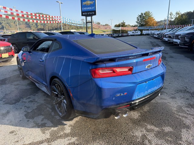 Used 2017 Chevrolet Camaro ZL1 RWD image 6