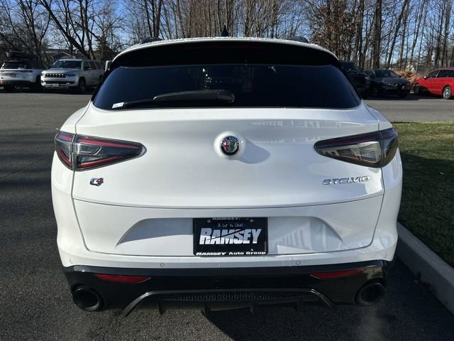 New 2025 Alfa Romeo Stelvio Sprint w/ Veloce Package image 16