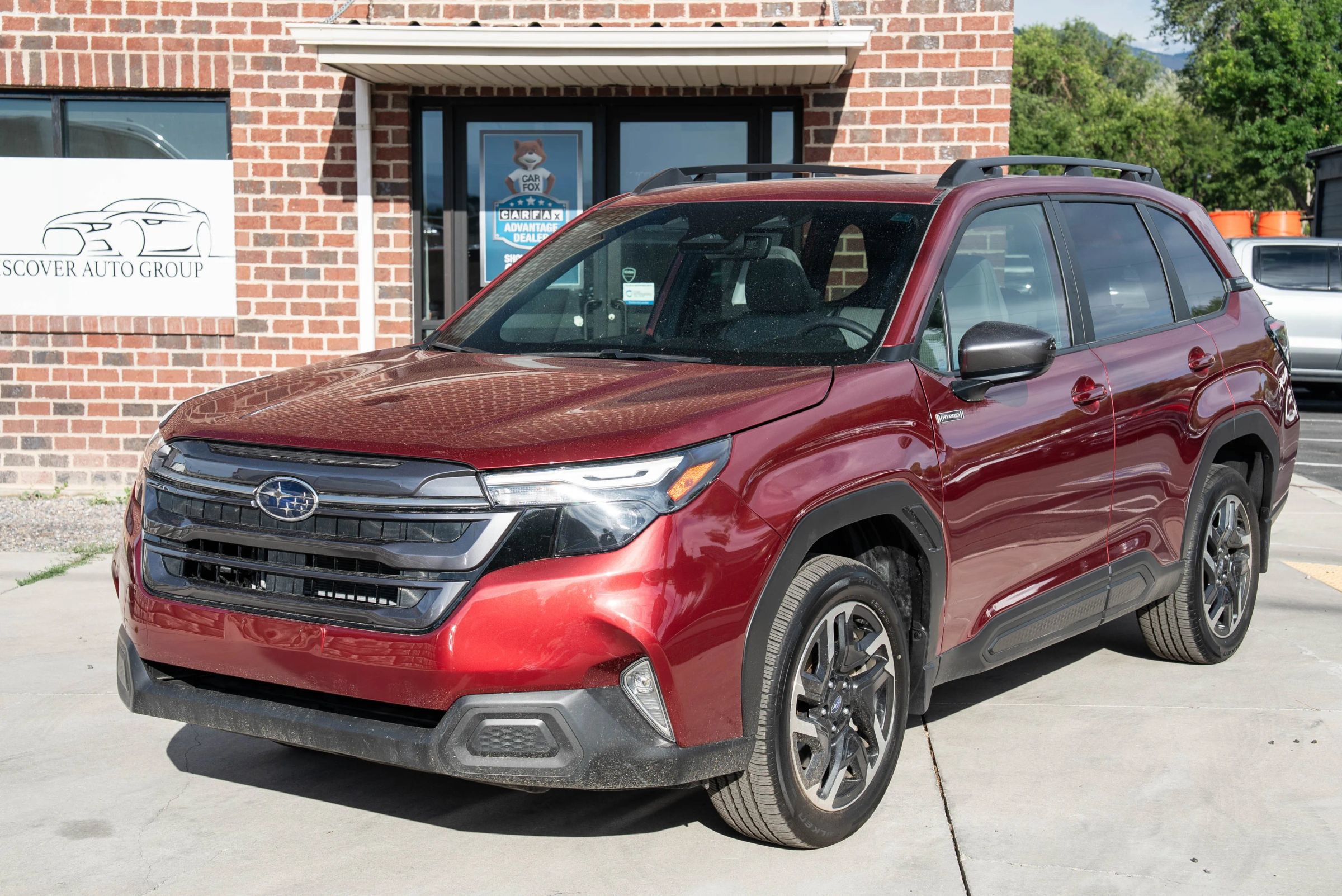 Used 2025 Subaru Forester Premium AWD/4WD image 1