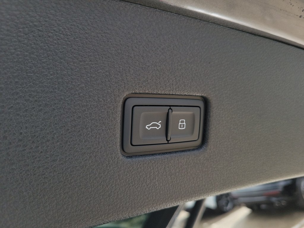 New 2027 Audi Q8 Premium Plus AWD/4WD image 31