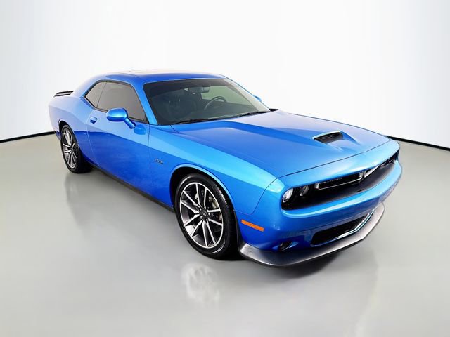Used 2023 Dodge Challenger R/T w/ Plus Package image 3