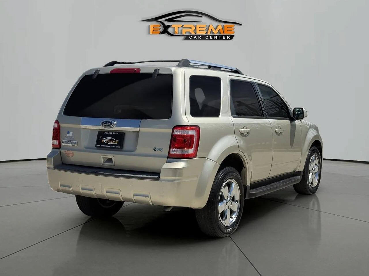 Used 2010 Ford Escape Limited AWD/4WD image 6
