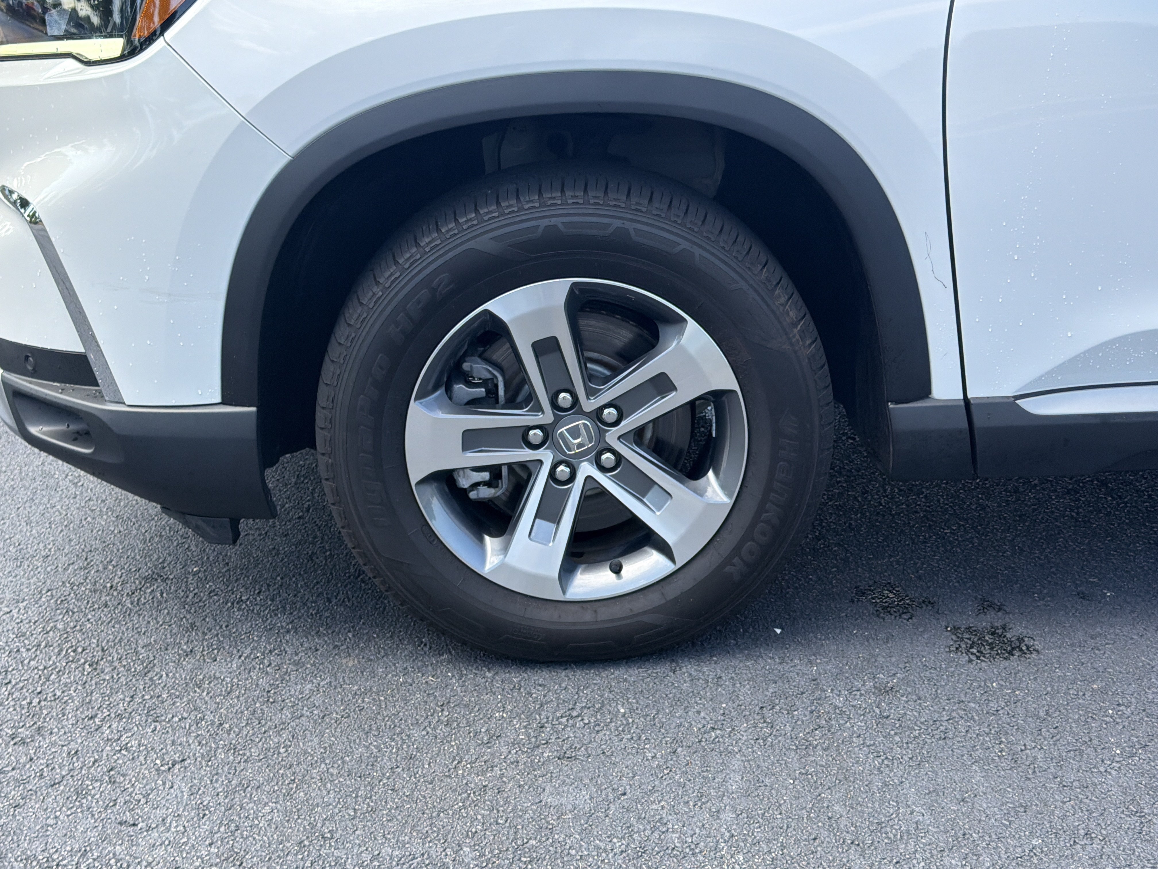 Certified 2025 Honda Pilot EX-L image 32