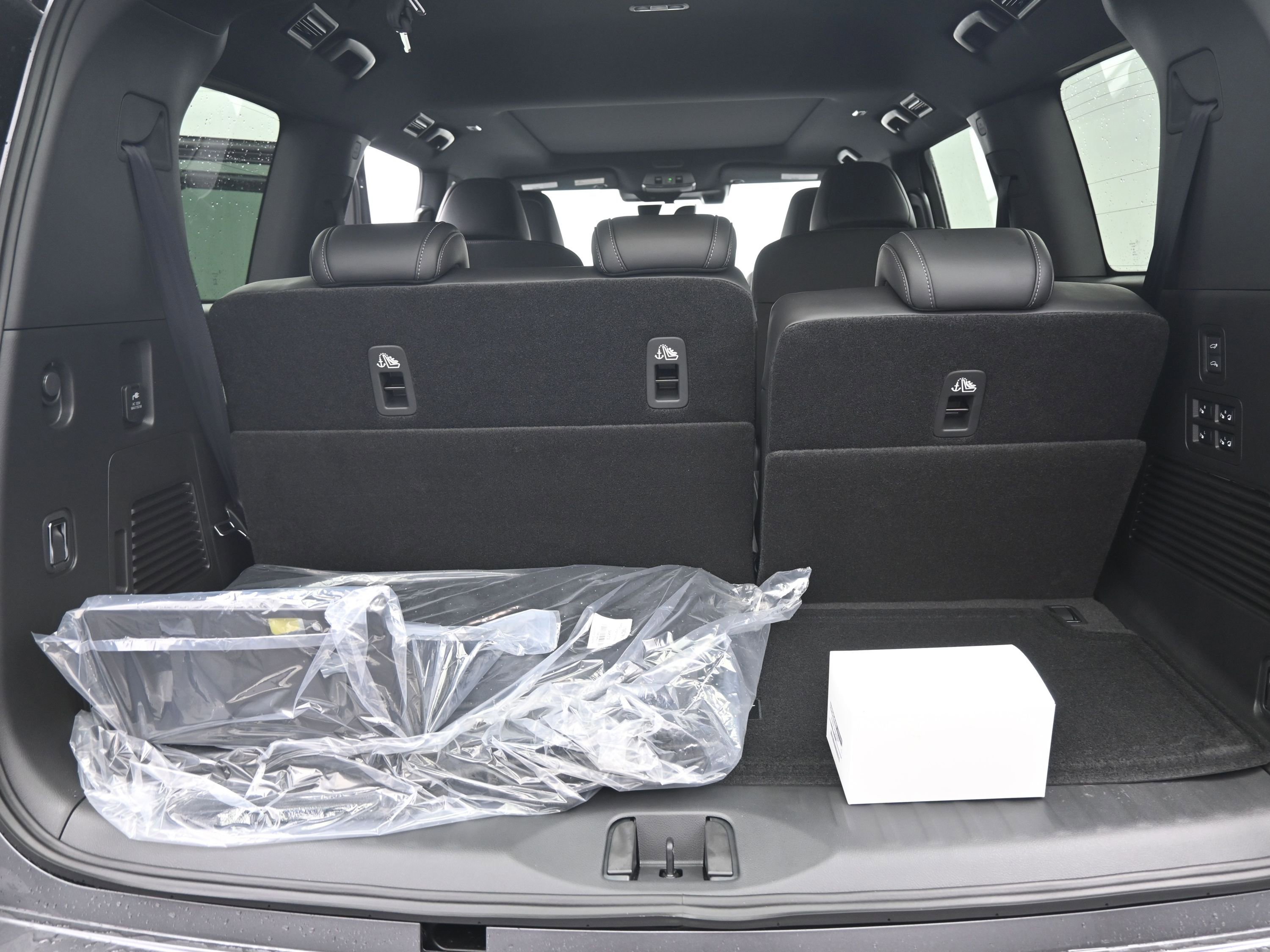 New 2026 Nissan Armada PRO-4X image 19