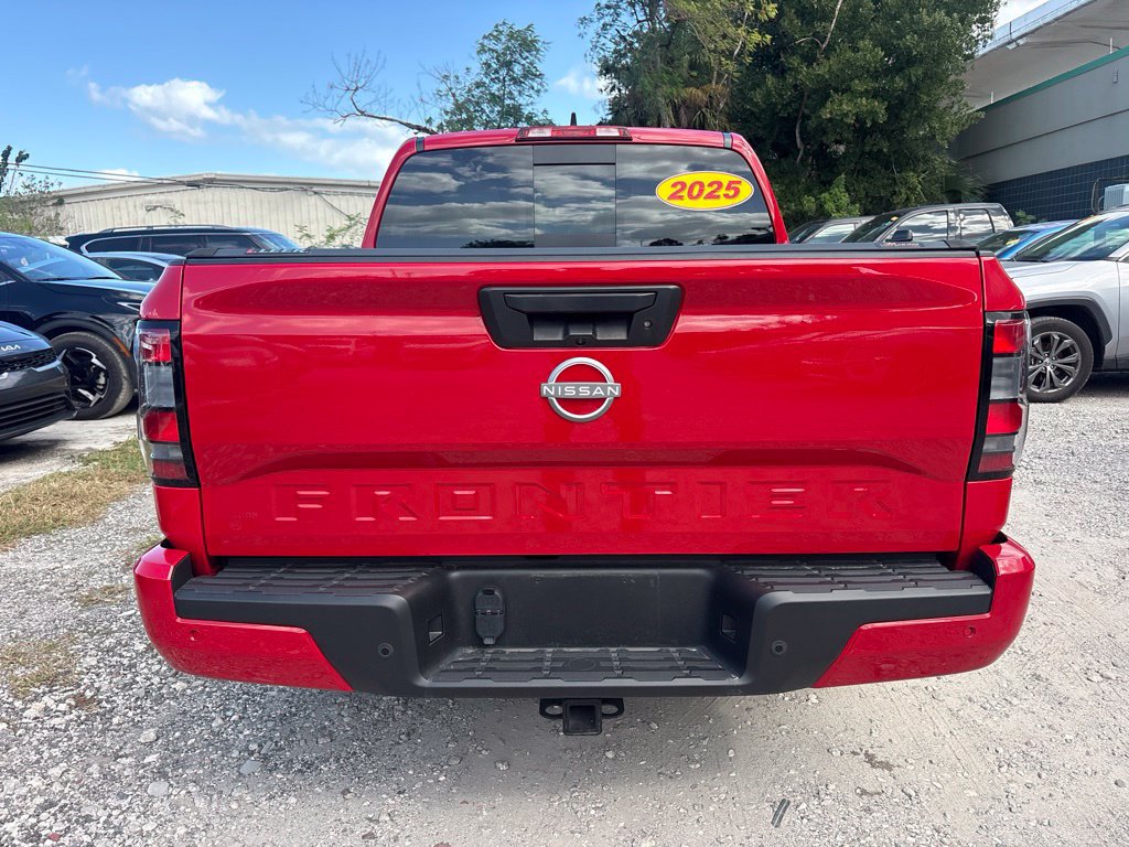 Used 2025 Nissan Frontier SV w/ SV Convenience Package RWD image 4