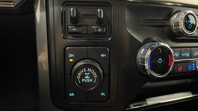 Used 2023 Ford F150 Lariat w/ Equipment Group 502A High AWD/4WD image 31