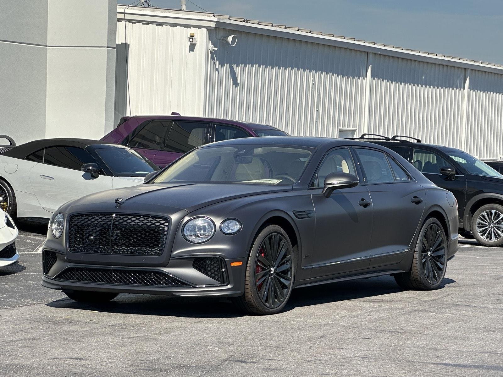 New 2026 Bentley Flying Spur Plug-In Hybrid AWD/4WD image 1