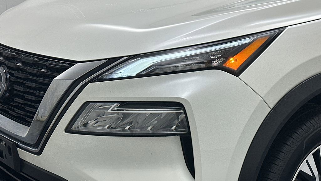 Used 2023 Nissan Rogue SV w/ SV Premium B Package image 22