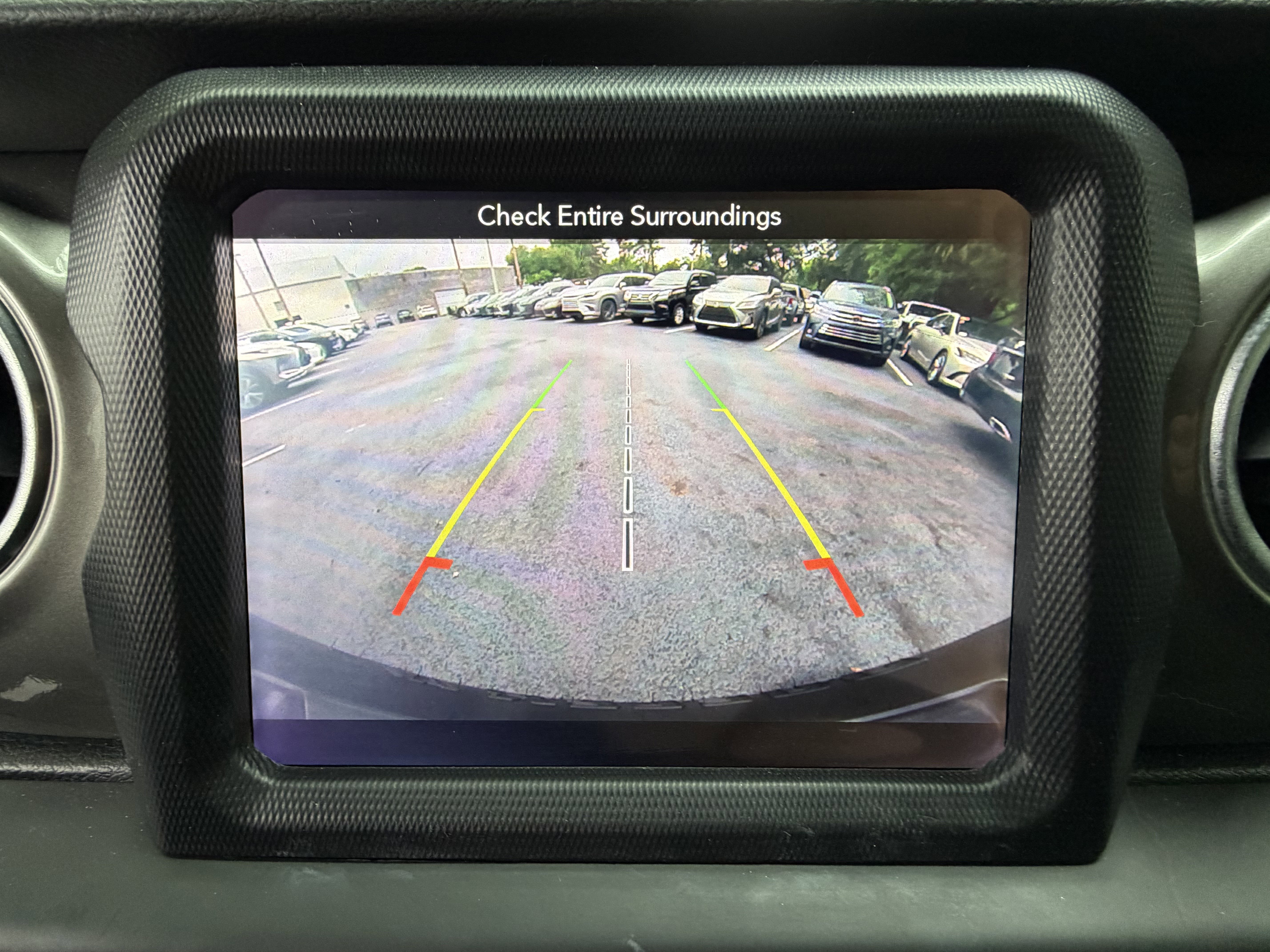 Used 2018 Jeep Wrangler Unlimited Sahara AWD/4WD image 26
