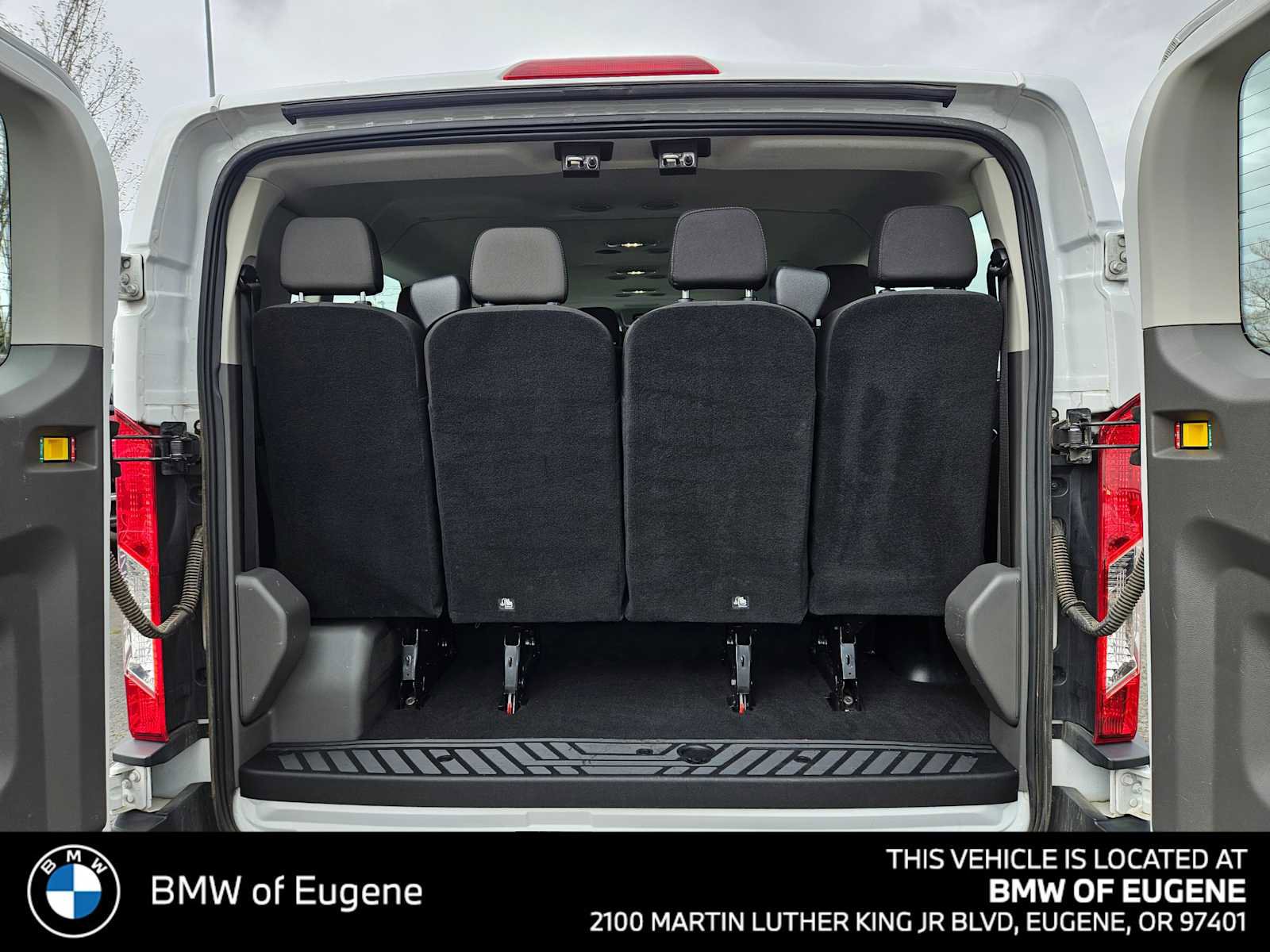 Used 2023 Ford Transit 350 XLT image 18