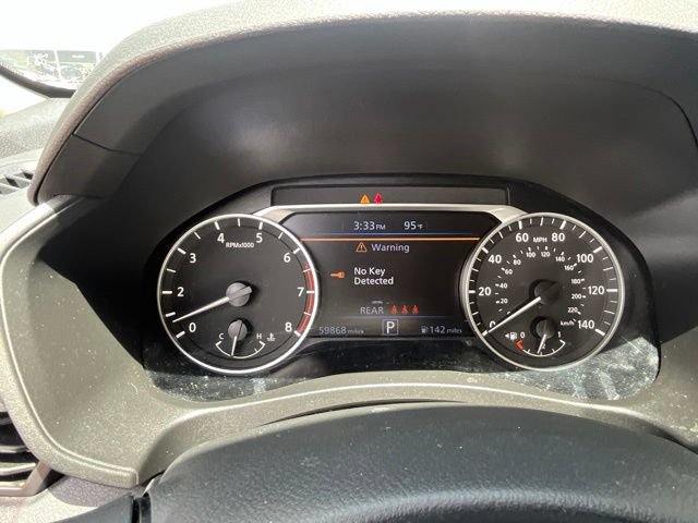 Used 2024 Nissan Altima 2.5 SV FWD image 14