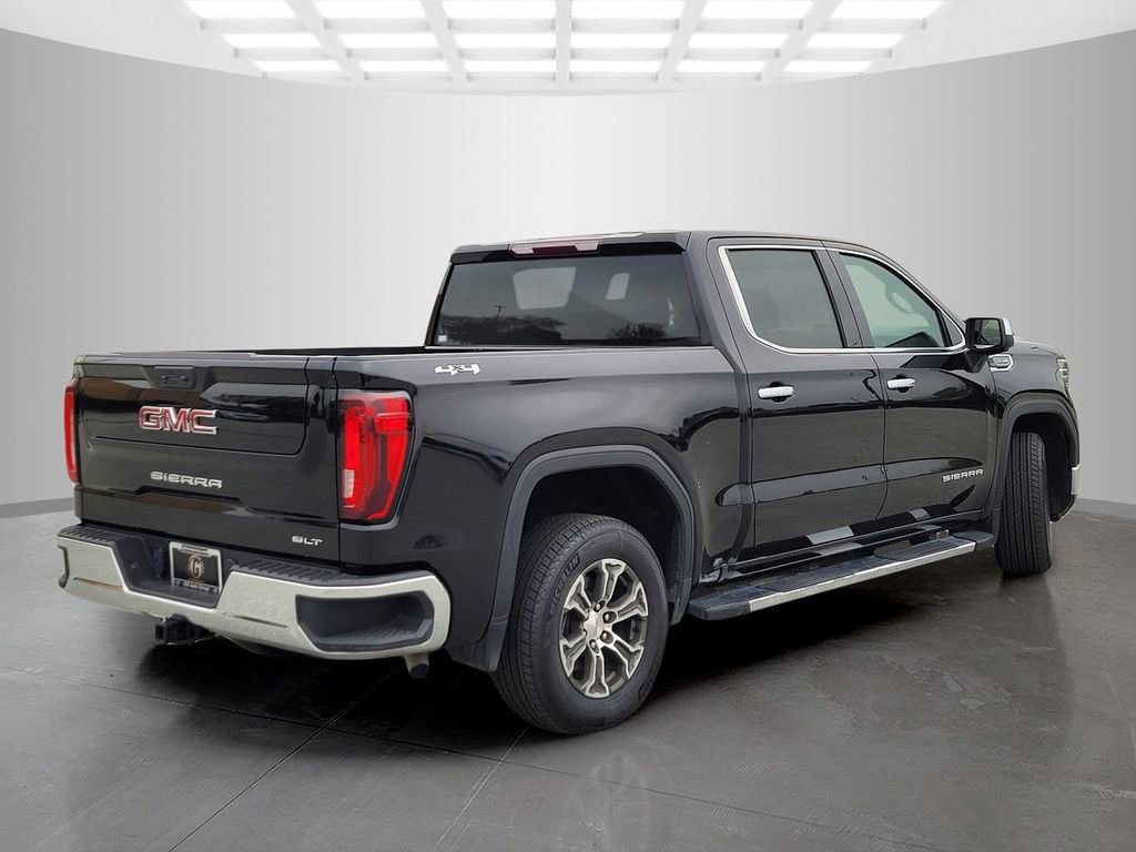 Used 2024 GMC Sierra 1500 SLT AWD/4WD image 4