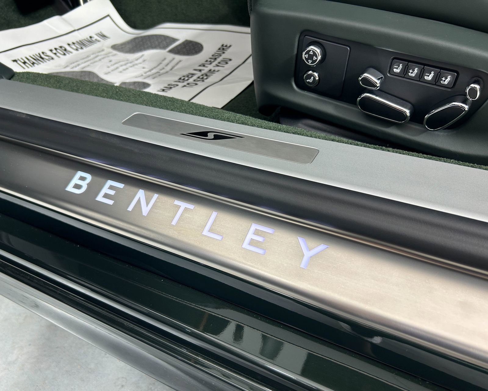 Used 2024 Bentley Continental GT V8 image 16