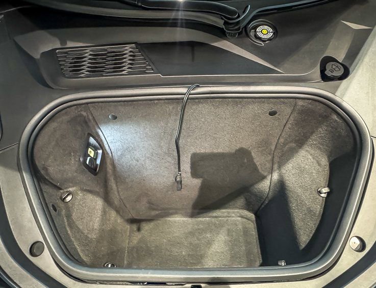 Used 2024 Chevrolet Corvette Stingray Coupe w/ Z51 Performance Package image 29