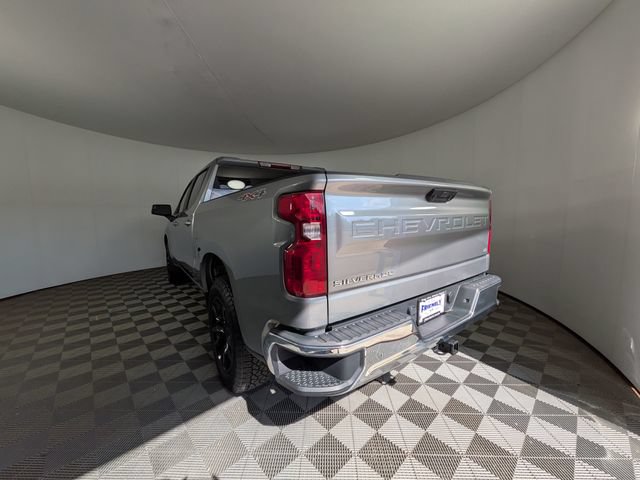 Used 2024 Chevrolet Silverado 1500 LT AWD/4WD image 11