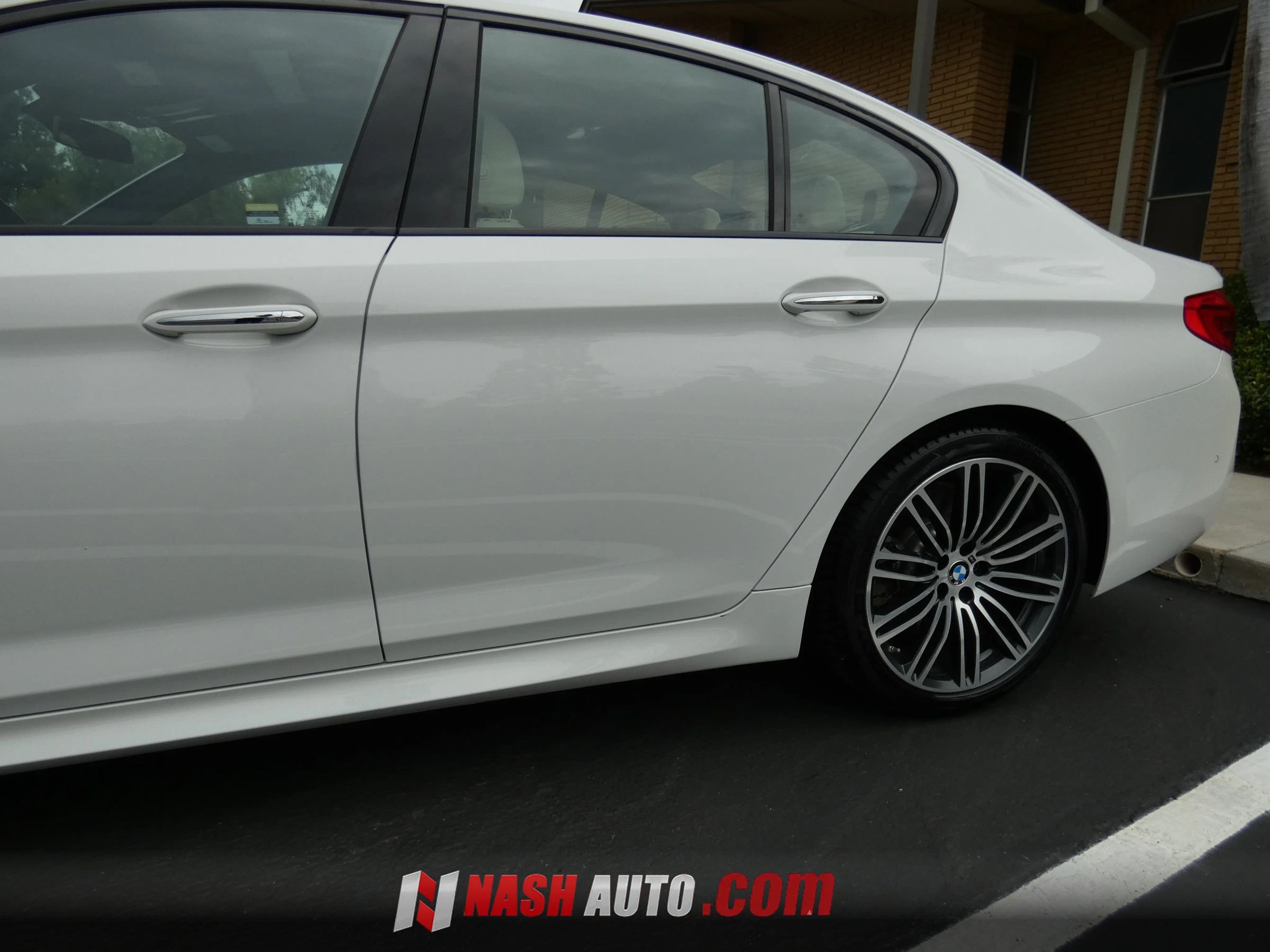 Used 2017 BMW 540i RWD image 13