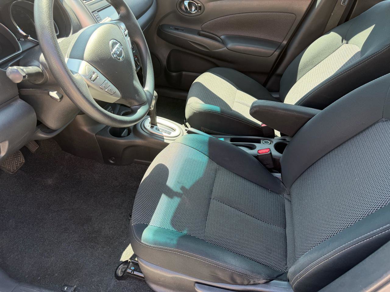 Used 2019 Nissan Versa SV FWD image 21