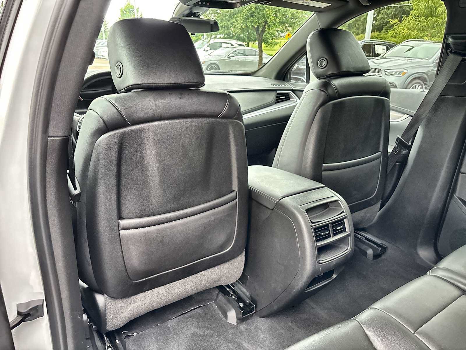 Used 2023 Cadillac XT5 Luxury FWD image 26