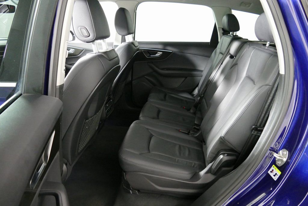 Used 2023 Audi Q7 2.0T Premium w/ Convenience Package image 30