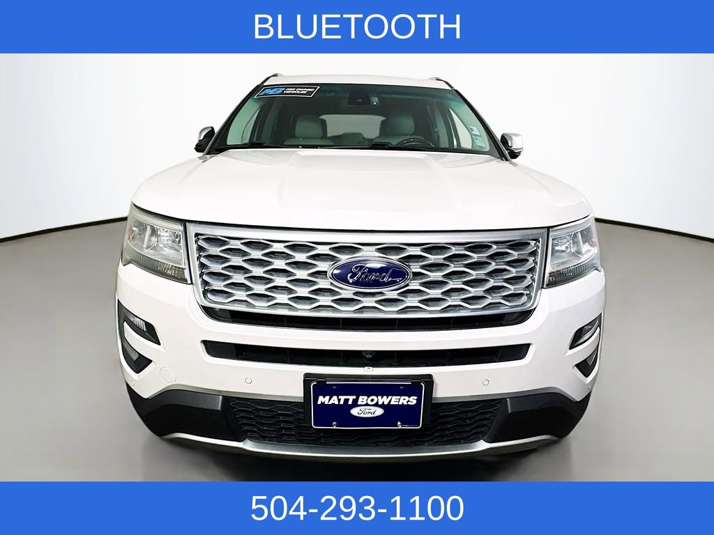 Used 2017 Ford Explorer Platinum image 2