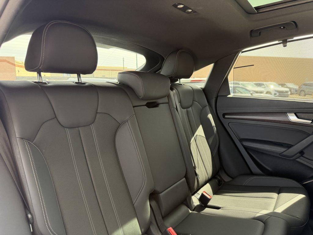 Used 2022 Audi Q5 2.0T Premium Plus w/ Premium Plus Package AWD/4WD image 41