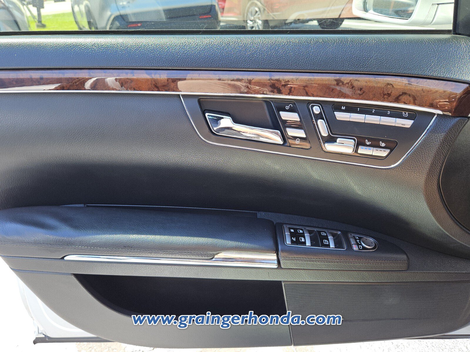 Used 2012 Mercedes-Benz S 550 image 24