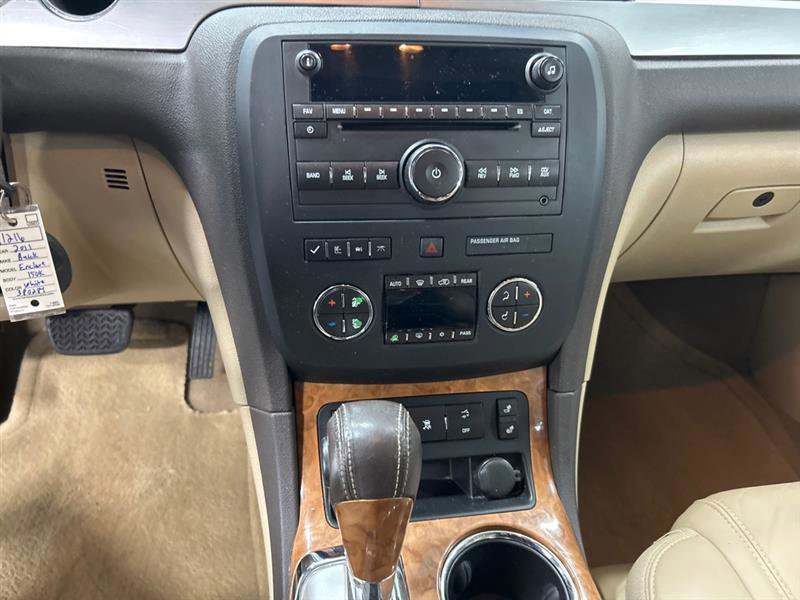 Used 2011 Buick Enclave CXL image 22