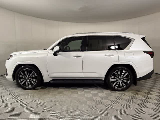 Used 2023 Lexus LX 600 4WD w/ Accessory Package (Z1) image 3