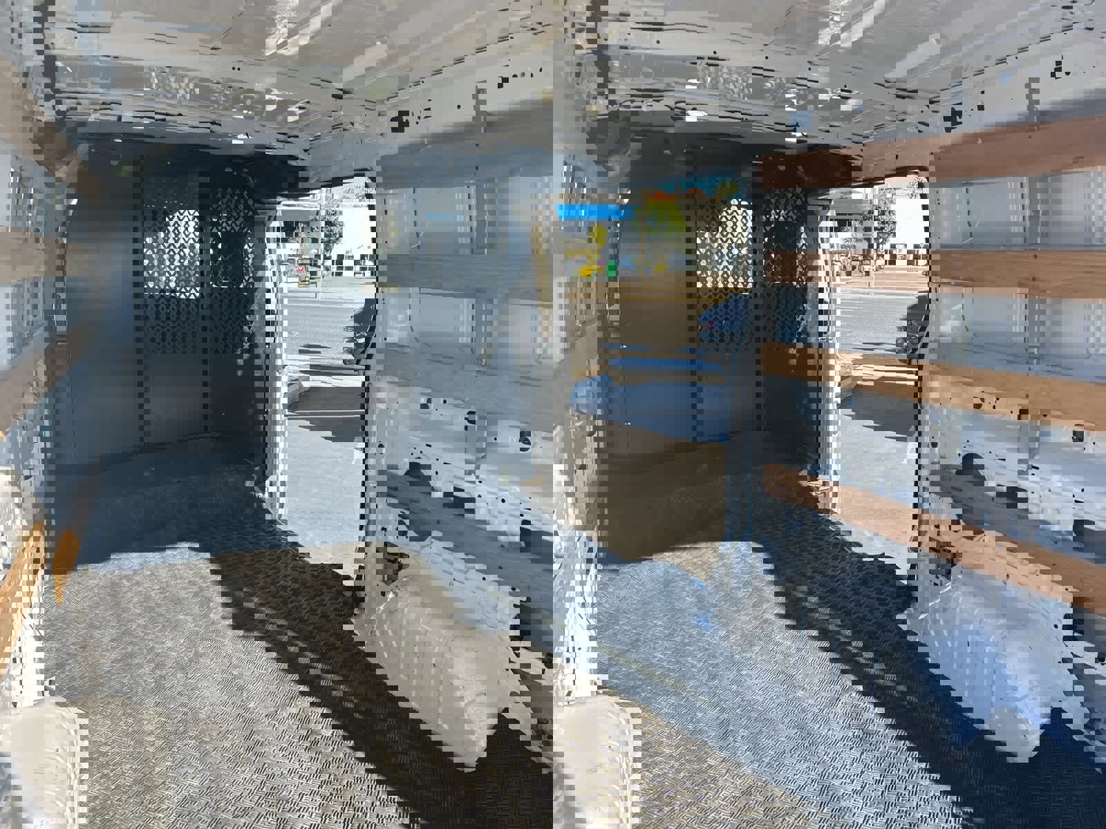 Used 2024 Ford Transit 250 Low Roof w/ Exterior Upgrade Package image 30