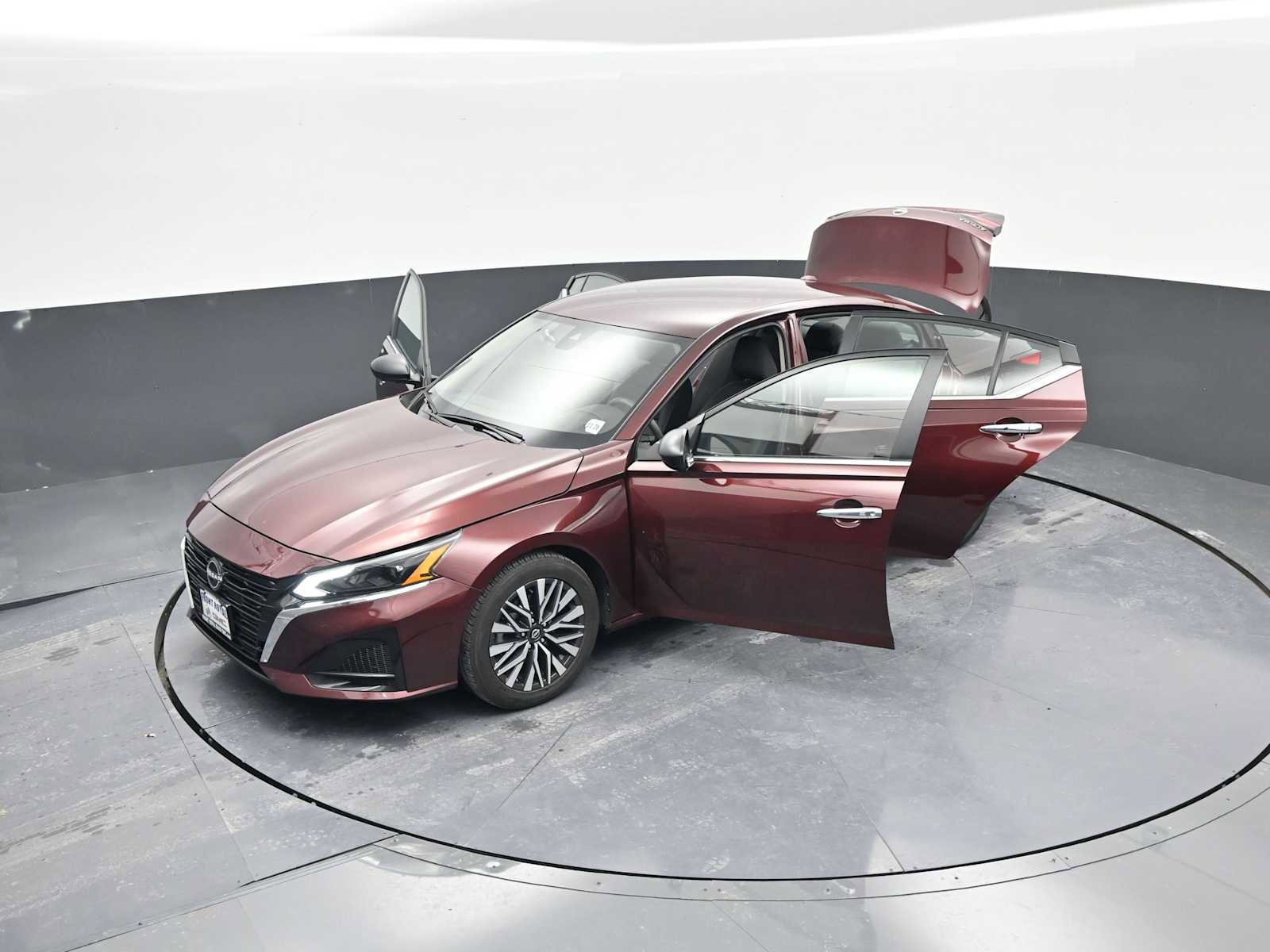 Used 2024 Nissan Altima 2.5 SV image 38