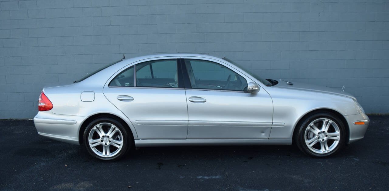 Used 2004 Mercedes-Benz E 500 Sedan image 15