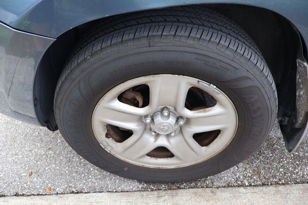 Used 2008 Toyota RAV4 4WD V6 image 4