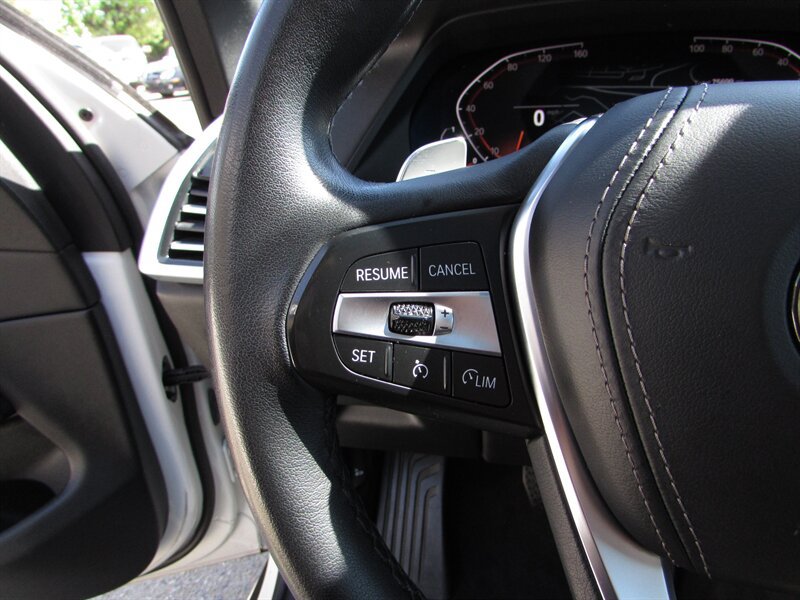 Used 2023 BMW X5 xDrive40i w/ Premium Package AWD/4WD image 17