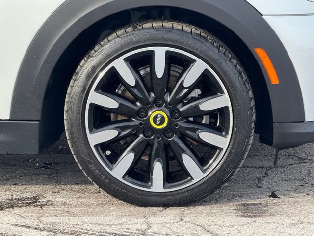 Used 2023 MINI Cooper SE image 3