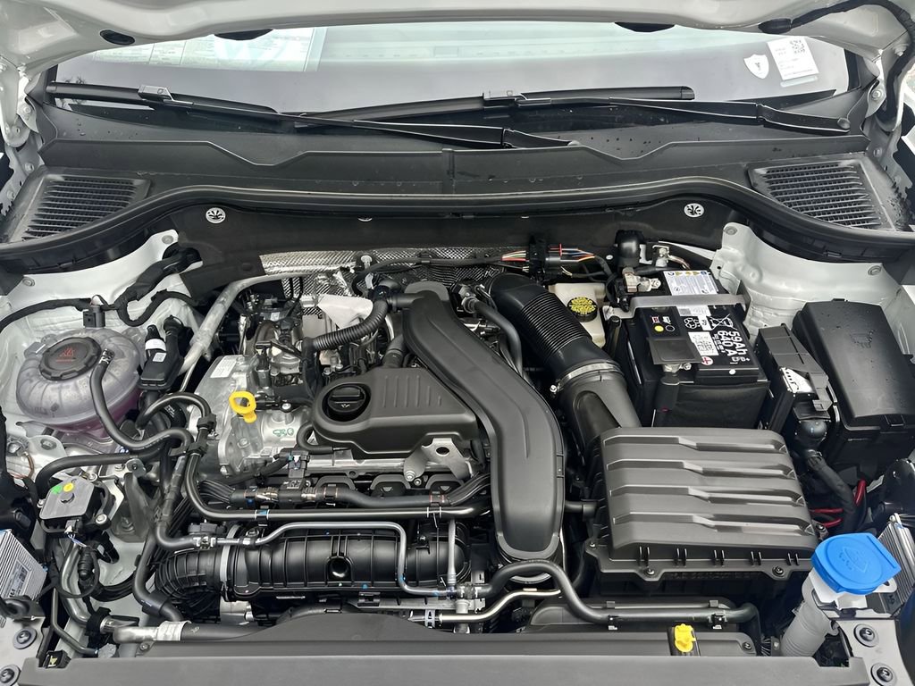 New 2026 Volkswagen Taos SE image 26