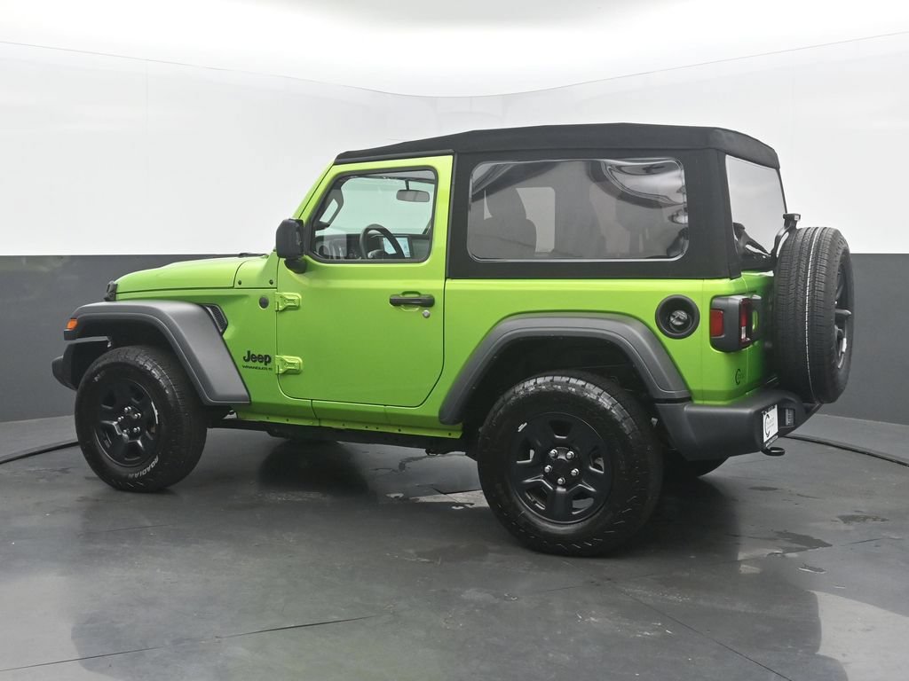 Used 2025 Jeep Wrangler Sport AWD/4WD image 3