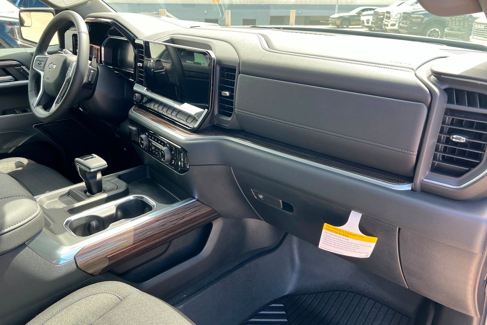 New 2026 Chevrolet Silverado 1500 RST w/ Z71 Off-Road Package AWD/4WD image 24
