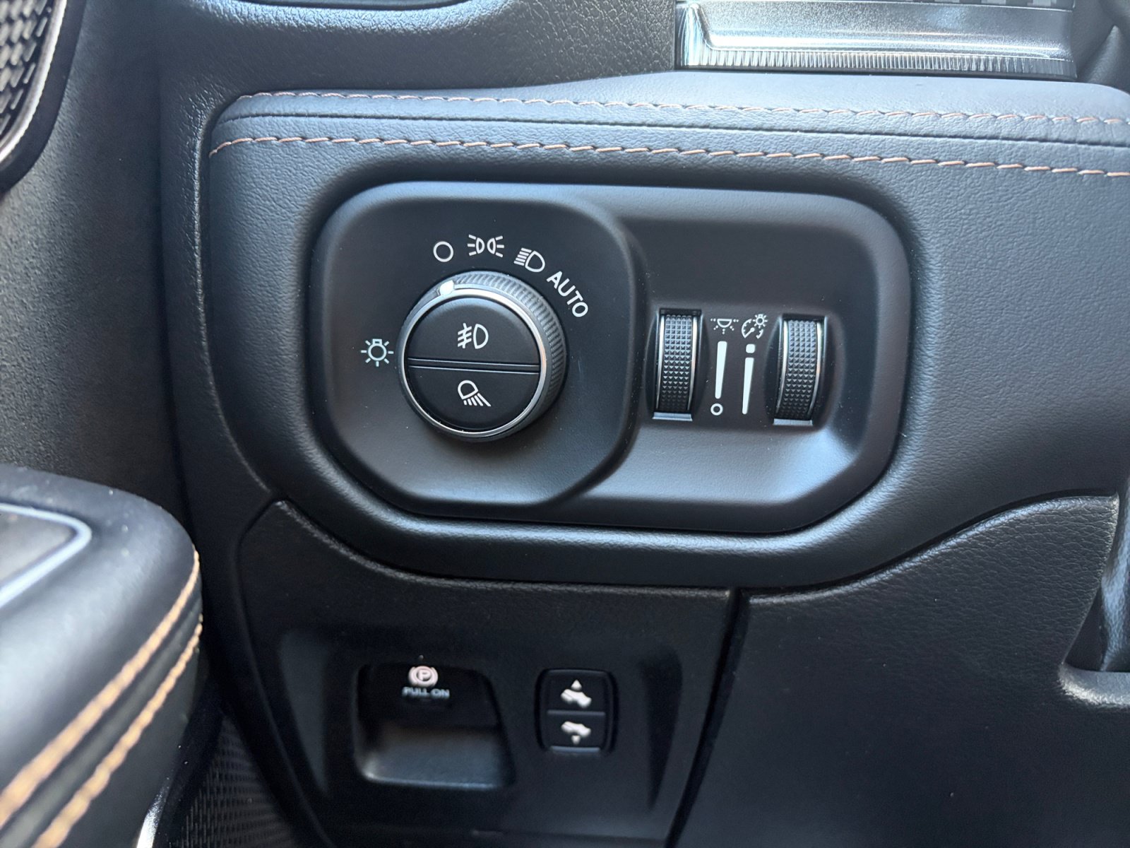 Used 2024 RAM 1500 TRX AWD/4WD image 27