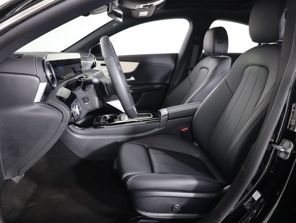 Certified 2026 Mercedes-Benz CLA 250 4MATIC image 31