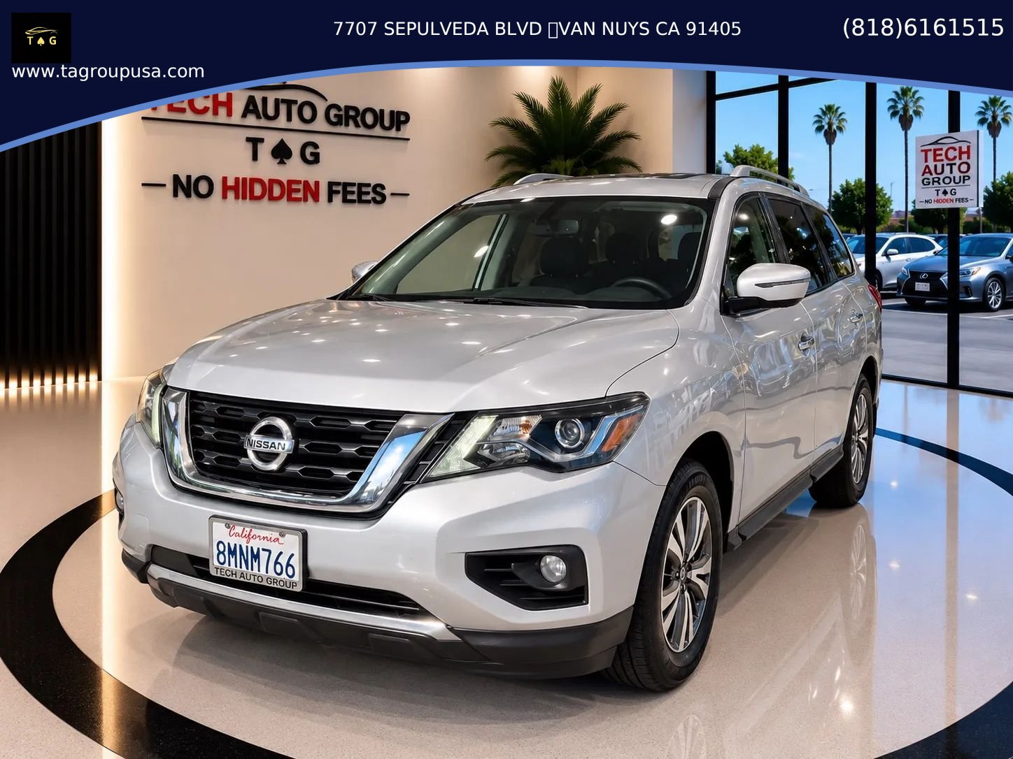 Used 2019 Nissan Pathfinder SV FWD image 1