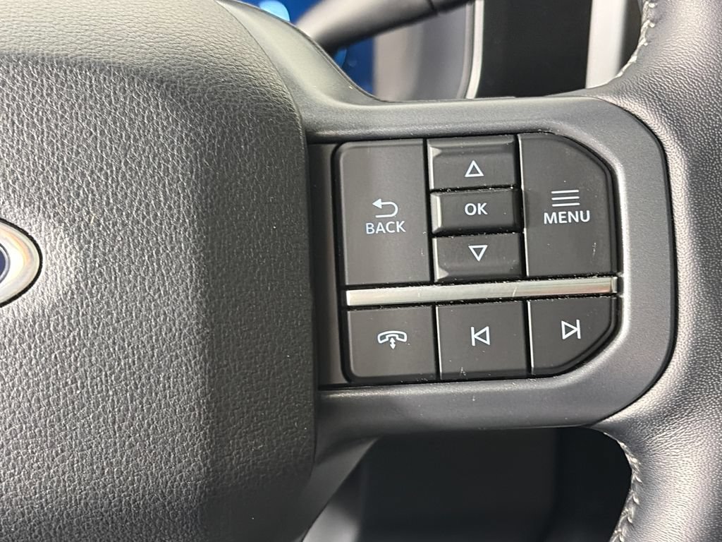Used 2023 Ford F350 Lariat w/ Lariat Ultimate Package AWD/4WD image 18