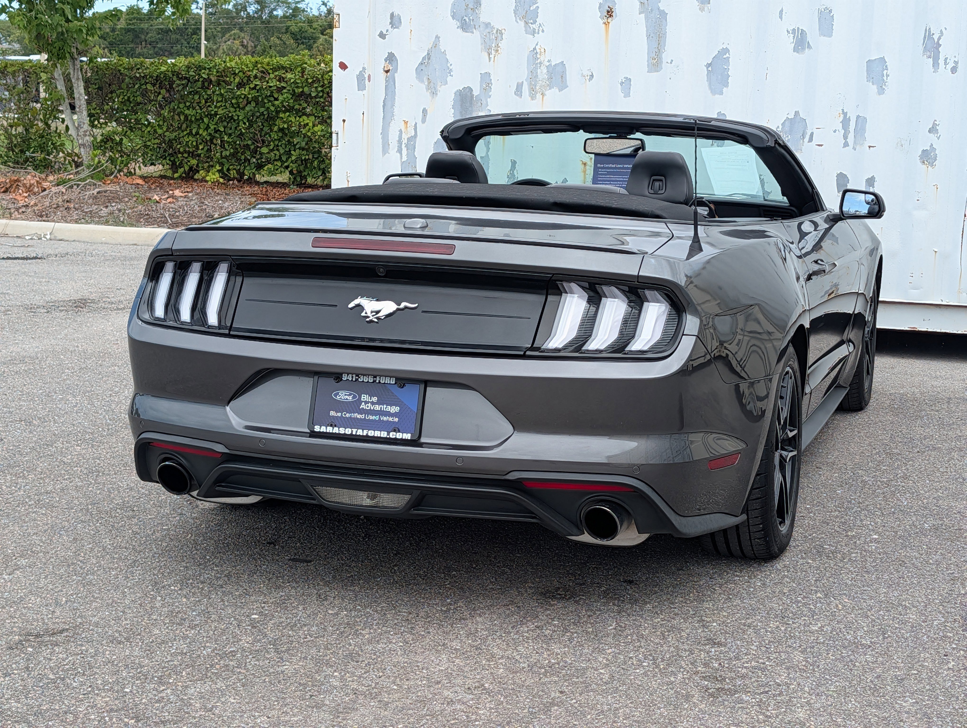 Certified 2018 Ford Mustang Premium RWD image 4