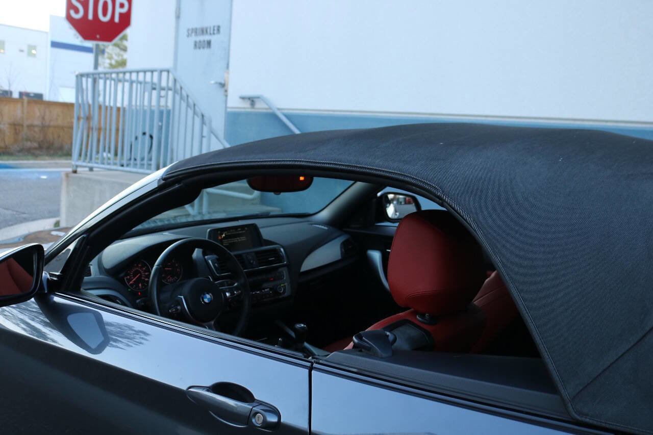 Used 2015 BMW M235i Convertible image 12