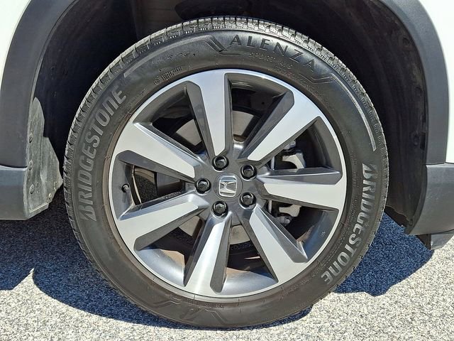 Used 2024 Honda Pilot Touring image 11