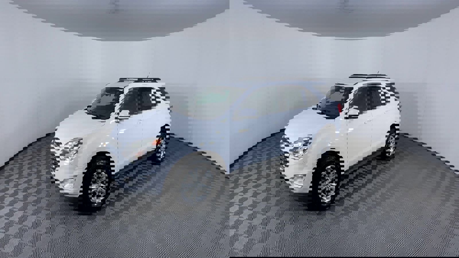 Used 2016 Chevrolet Equinox LT w/ Convenience Package image 4