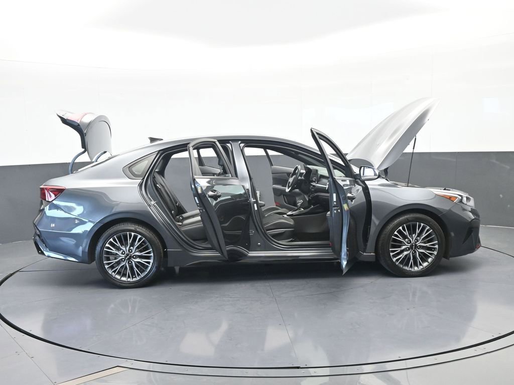 Used 2024 Kia Forte GT-Line image 36